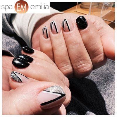 Geometric nail art is always on trend