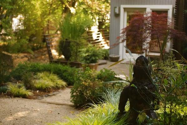 Relax in the Japanese style garden