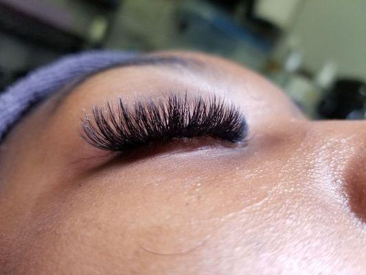 Volume lashes