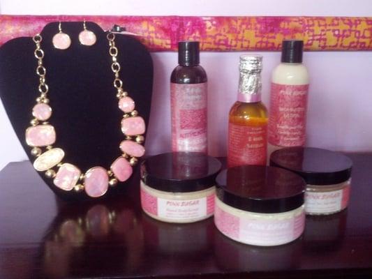 Pink Sugar Shea Collection! Smells like cotton candy & caramel & paired w/ an adorable Pink Jewelry Set! Makes a Great gift!