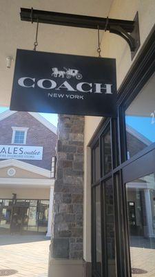 Coach Outlet entrance