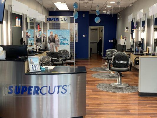 Supercuts Lucas (Allen) - Inside the salon. Crisp & Brand New