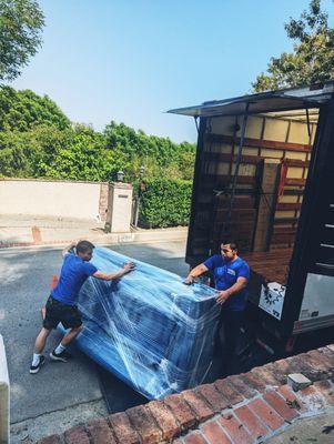 Tarzana Movers