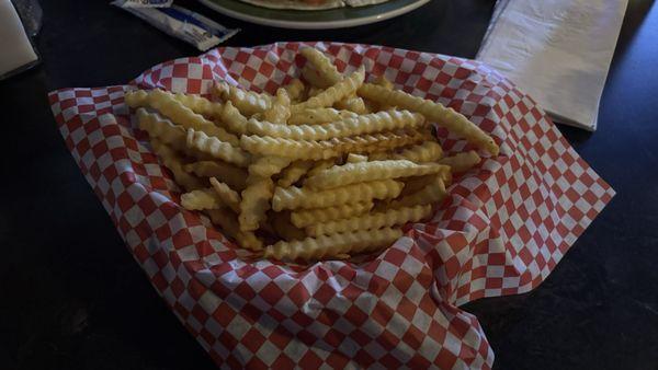 Crinkle cut fries