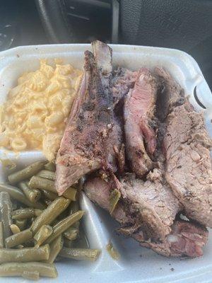 Brisket, ribs, Mac n cheese & green beans