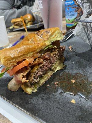 Bacon Cheeseburger w Sweet Potato Fries