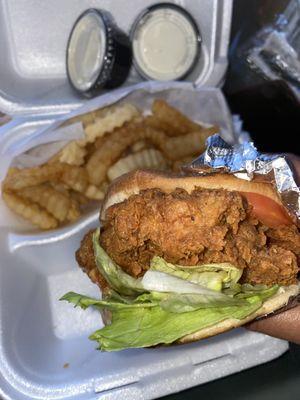 Deluxe Chicken Sandwich