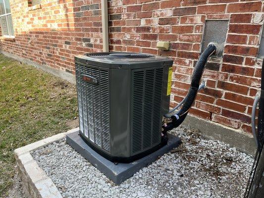 Trane XR14 Condenser