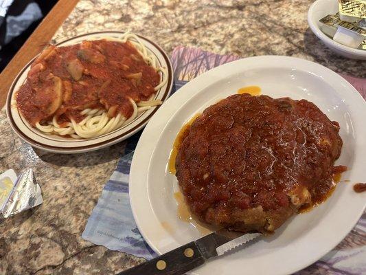 Veal parmigiana and spaghetti