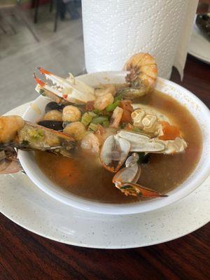 Sopa Mariscada 10/10