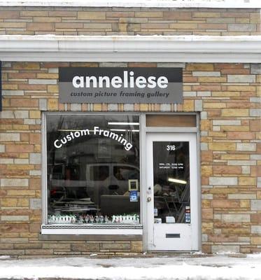 Anneliese Custom Framing Gallery