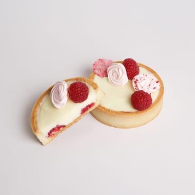 Valentine's 2016 Tarts - Rose-flavored Valrhona Ivoire white chocolate with fresh raspberries and crisp meringues.