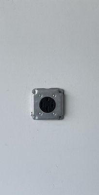 NEMA 14-50 240v outlet