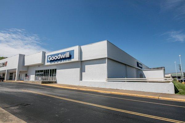 Midlothian Crossing Goodwill Retail Store