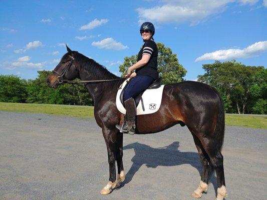 Kirsten Bruhn on Potomac Riverside horse Cruze Control practice for a show.