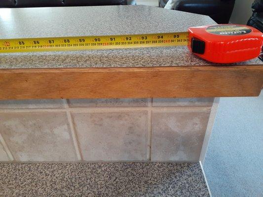 Length upper bar area with tape measure