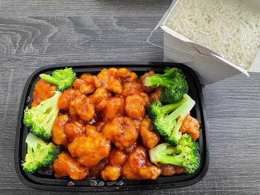 General Tso's chicken