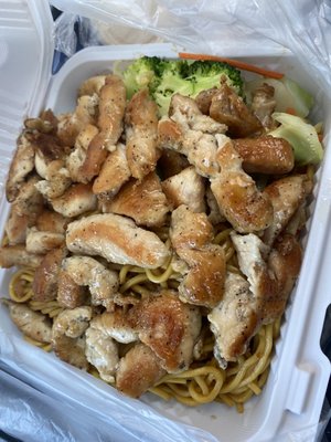 Hibachi White Meat Chicken over noodles