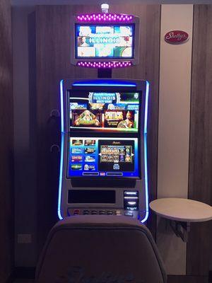 5 Slot & Video Poker Machines!