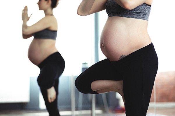 Prenatal workouts and fitness trainer. Be in the best health during your pregnancy.