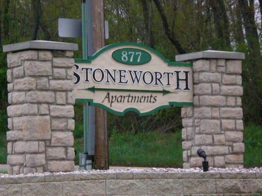 Stoneworth Apts