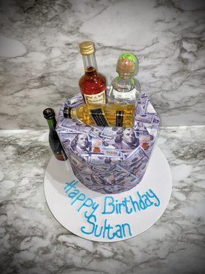 Edible image cake with liquor