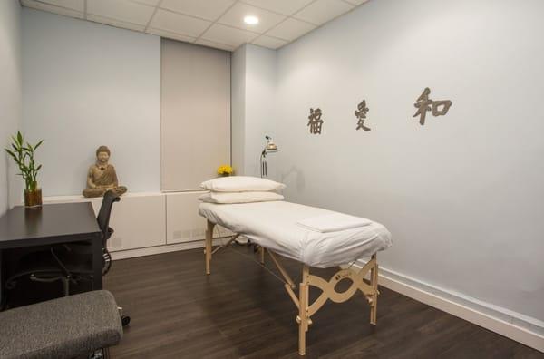 Acupuncture room