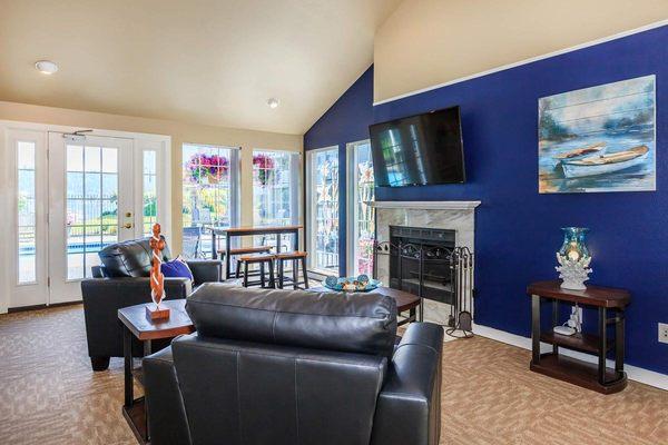 Sammamish Beach Club Apartments