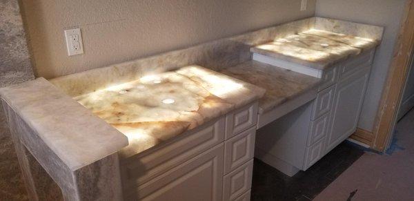 Beautiful onyx with lighting