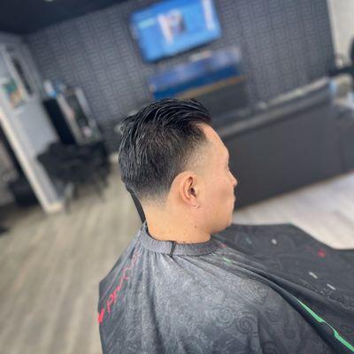 Leo The Barber