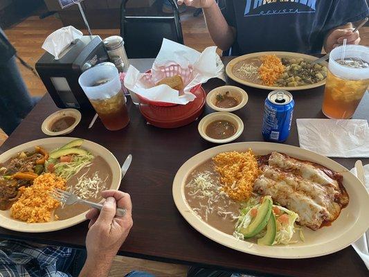 (Left): Carne Desmenuzada, (Right, closest): Enchiladas with red sauce, (Right, Farthest): Chile Rojo O Verde?