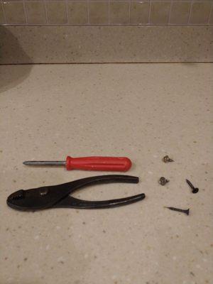 Tools used and screws removed