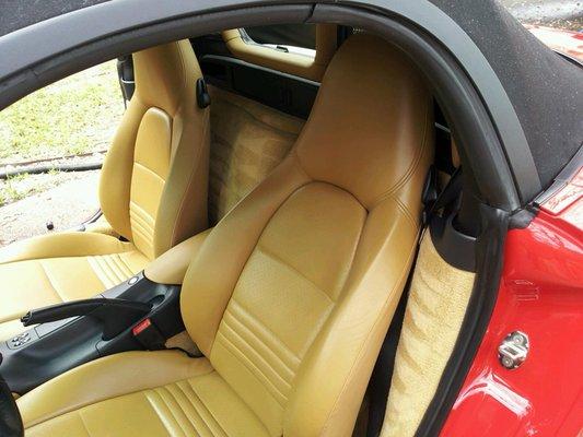 Full interior on a Porsche 911