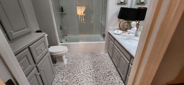 Weekly client house (bathroom)