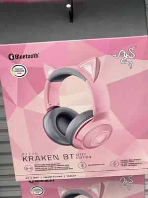 Kraken earphones kitty edition! Must have!?