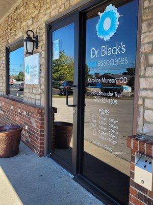 Dr. Black's Eye Associates