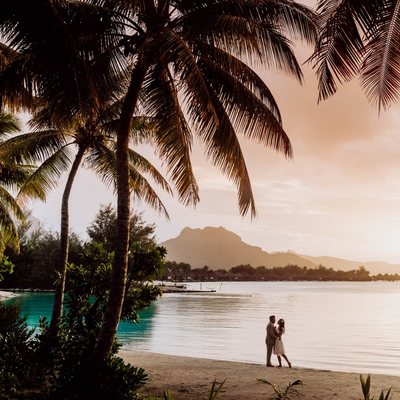 Just married?  Embark on an amazing adventure to paradise together. There's nothing quite like starting a new chapter in your life...