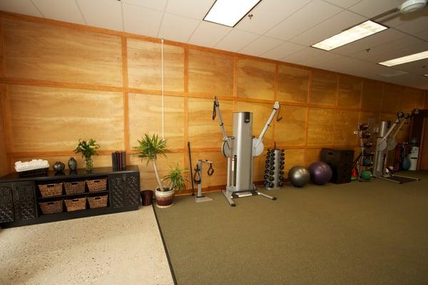 Holm Studio has a clean, professional and private atmosphere.