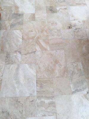 The Gurzi Brothers installed 650' of travertine in the Catalina pattern with 3 different sized tiles. Fantastic job!