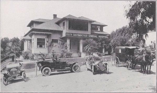 The Plymire-Schwarz house at its original location on the north west corner of Grand and Spruce Avenues.