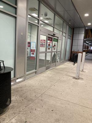 Overall entrance of Burlington Coat factory