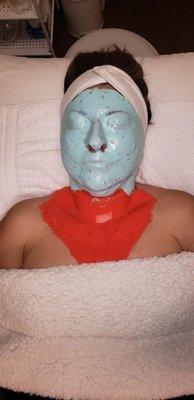 Hydroplastic mask