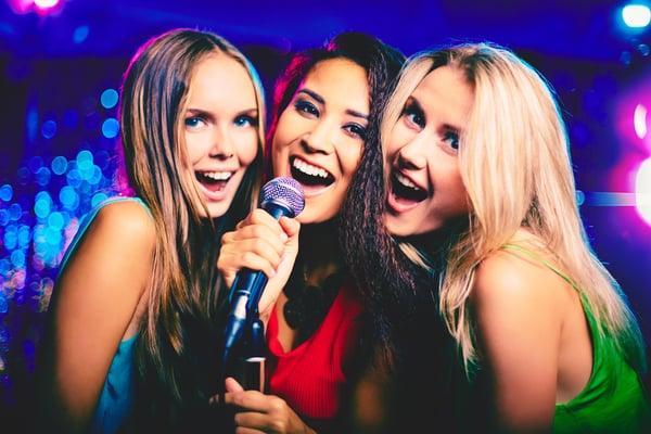 We do Teen Karaoke and Dance Shows.. Our service specializes in sweet sixteen's, high schools and college events.