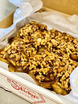 1/2 Dozen Walnut Sticky Buns