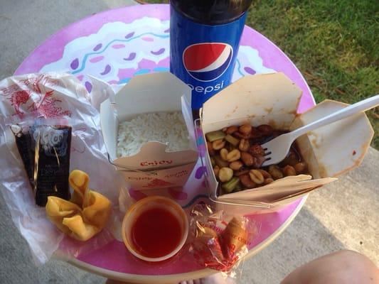 Crabmeat Rangoon, King Pao Beef, side rice, and soda Pepsi! Fresh and Hot!!