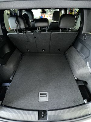 Full interior shampoo of trunk