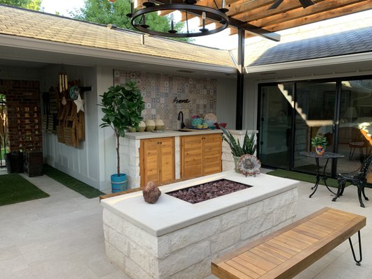 Custom outdoor cabinetry for Dallas, TX client.