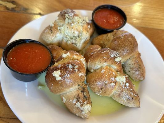 Garlic Knots