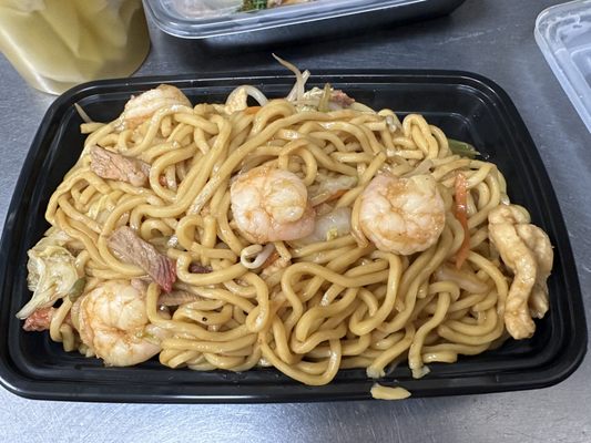 Chopstix Lo Mein