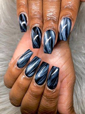 Loves Nails